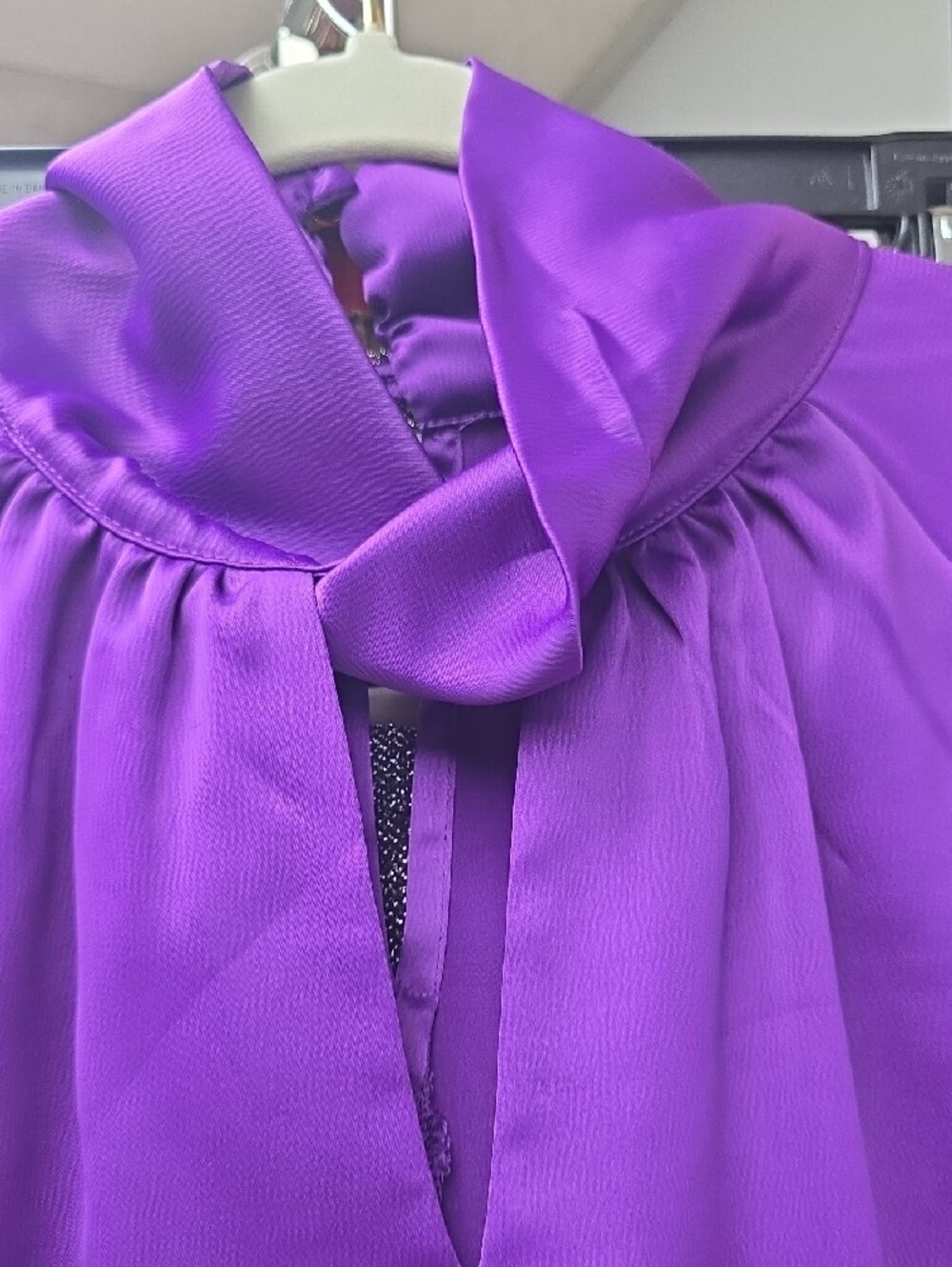 IMAN Elegant Purple Satin Flutter Sleeve Blouse SIZE XL - Picture 5 of 5